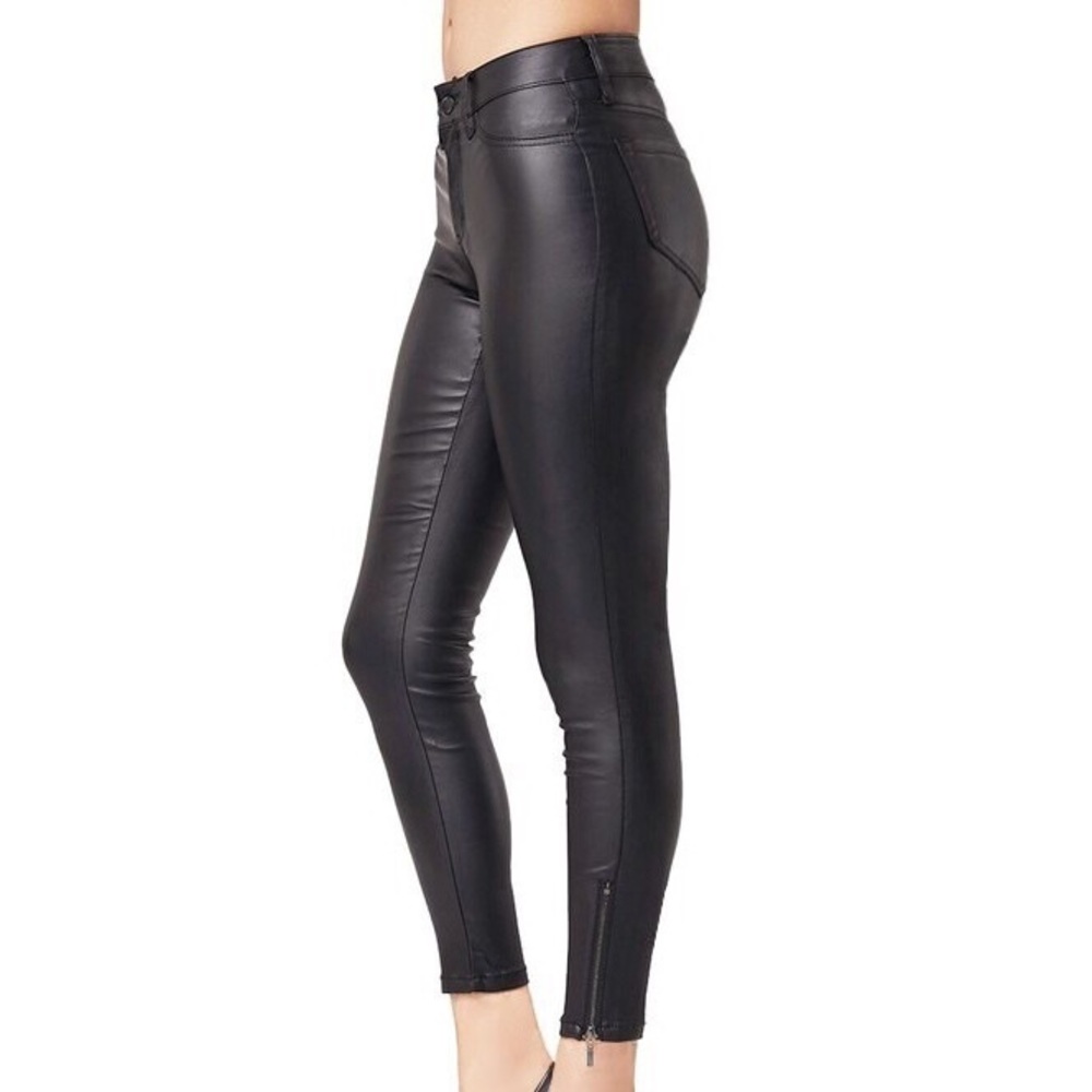 5-Star ★★★★★ Rated Vegan Leather Skinny Jeans